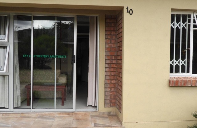 2 bedroomed apartment with en-suite and kitchenette - 2069