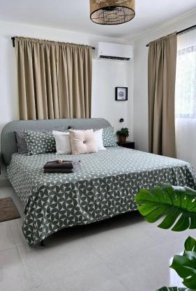 2 Bedrooms, 2 Bathrooms, AC, WiFi, Pool, GYM, No Blackouts, Santiago