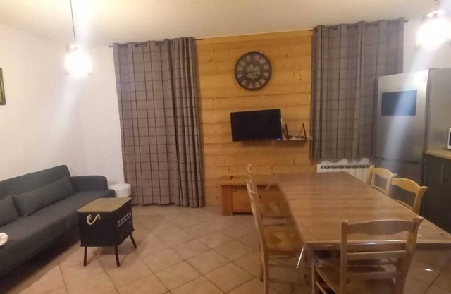 2 bedrooms. 6pers. 54m2 in Flumet near Megève.