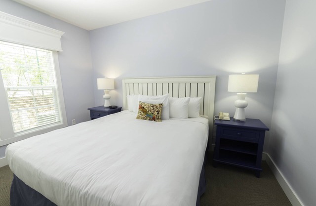 2 Bedrooms Cottage Suite Village in King's Creek weekly booking 8 days/7nights