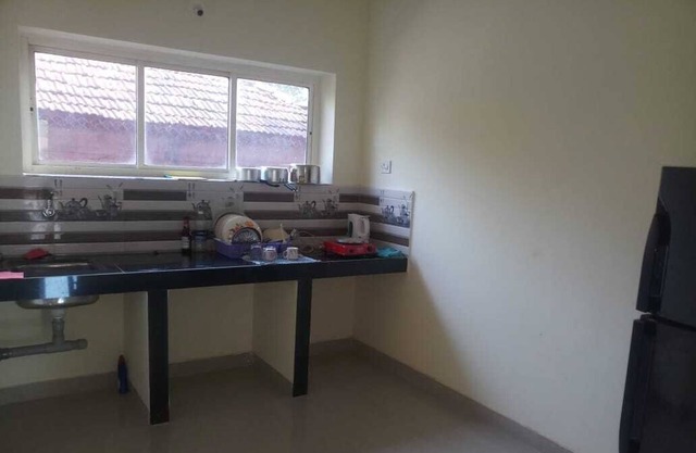 2 BHK APARTAMENTOS AMOBLADOS Y AMUEBLADOS, SITUADOS EN UNA LOCALIDAD PRISTA DE PILERNE.