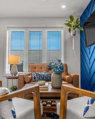 2 BR at 17 Mins Walk to Falls,Patio,BBQ and Outdoor Space