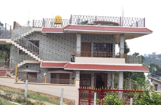 Casa de familia de 2 dormitorios en PUTTAMUTTHU (DORMITORIO C + A)