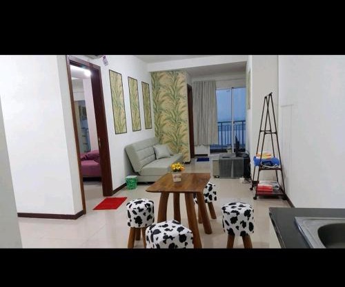 2 BR Jungle Decor Beautiful Sea View Fast Internet Top Of The Mall