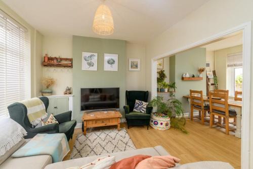 2 BR Neutral Sanctuary - 27 Min To Cardiff Castle