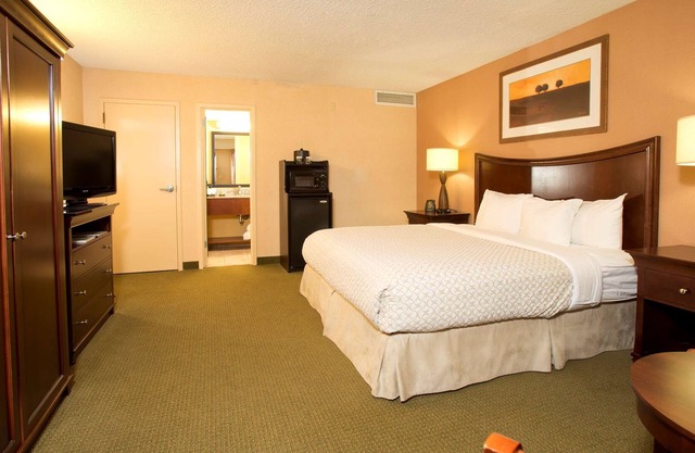 2 Connecting Suites at a Hotel