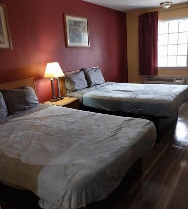 2 Double Beds Hotel Room 203