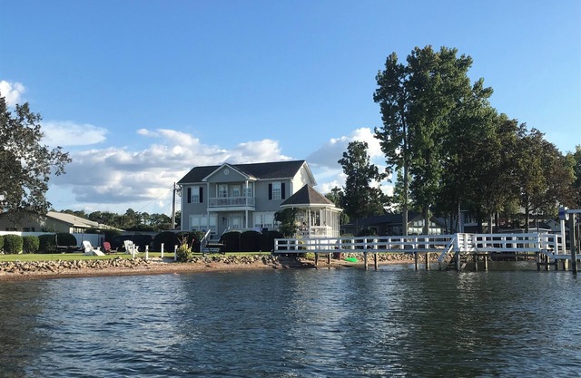 ¡Vacaciones de verano perfectas en casa de lago!