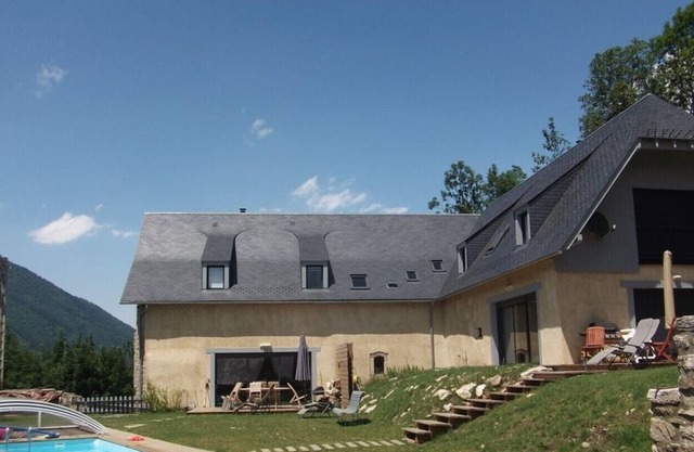 2 Granges Alquiler de gîtes 24 pers. Pirineos Arreau Loudenvielle Piscina de ciclismo