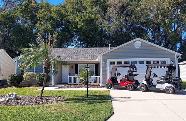 Carro de golf incluido, King Master, cerca del lago Sumter Landing