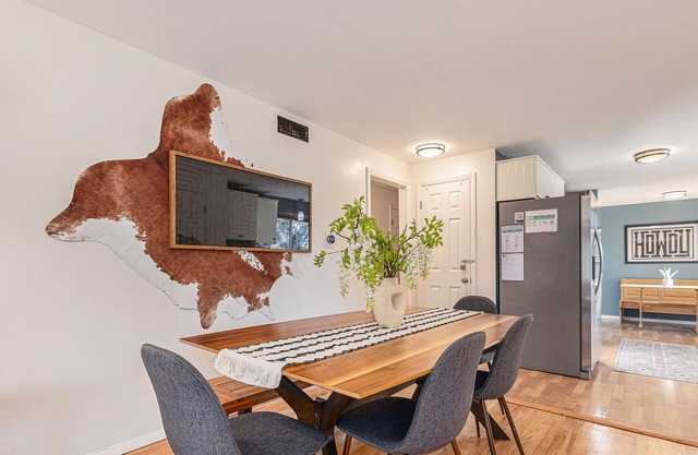 2 Homes | 10 Bedrooms | 15 min walk apart