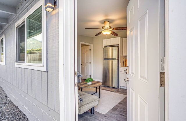 2 Mi to Beach & Hiking Trails: Waianae Apartment!