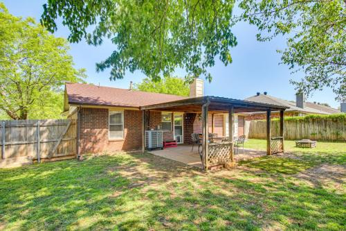 2 Mi to OU Family-Friendly Retreat with Patio!