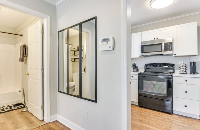 < 2 Mi to Uptown Charlotte: Home w/ Large Yard!