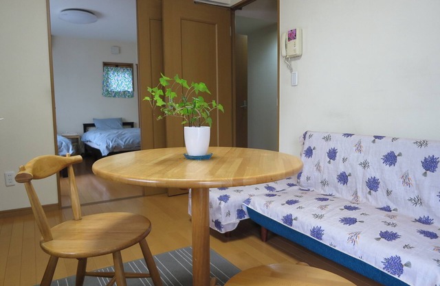 A solo 2 minutos de Asakusa Line-en una zona tranquila.