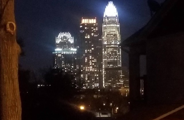 2 minutos de Uptown Charlotte: ¡excelente estadía en la ciudad y vista de la ciudad!