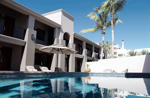2 Modern Twin Suites in Exclusive Boutique Hotel