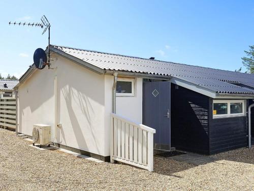 2 person holiday home in Vejers Strand-By Traum