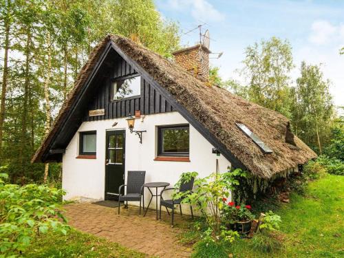 2 person holiday home in Ejstrupholm-By Traum