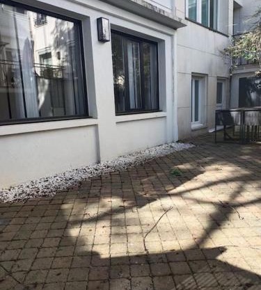 2 pièce avec terrasse ensoleillé