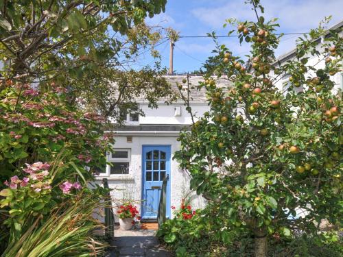 2 Porthilly Cottages