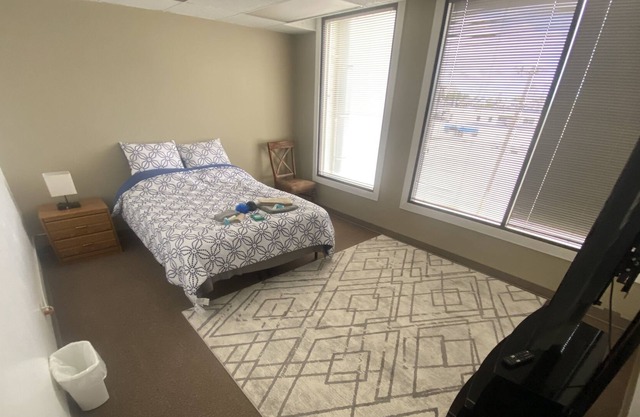 #2 Private Bedroom Near Downtown Anchorage