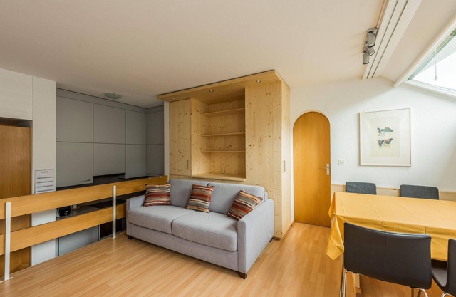 2 room apartment for 1 - 4 people with a view of the village of Savognin