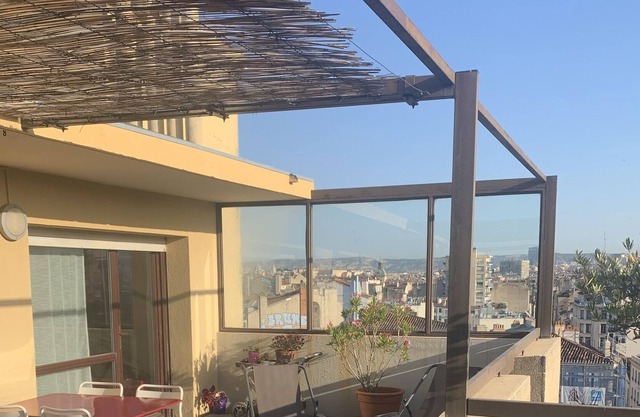 2 room apartment with large sunny terrace in a quiet area