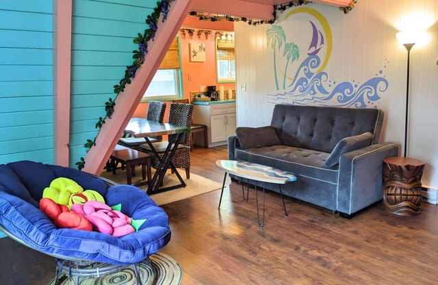 Hakuna Matata -Hawaiian Estilo de 2 pisos Villa Cerca de la playa, el centro, Convención Cen