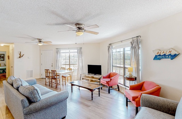 2-story home near the beach with deck, outdoor shower, W/Ds, 2 kitchens
