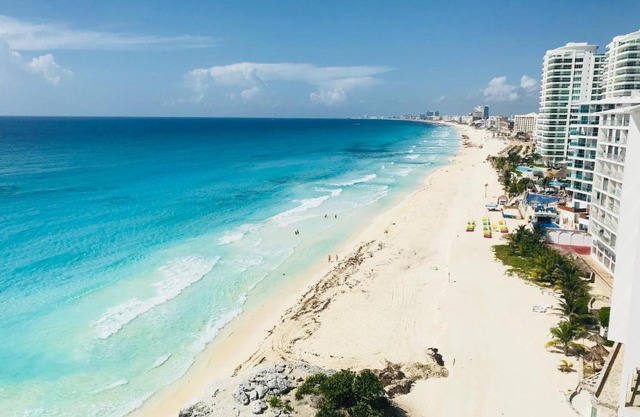 2 Story Oceanfront Penthouses on Cancun Beach!