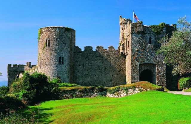 2 Tudor Lodge Cottages, Manorbier