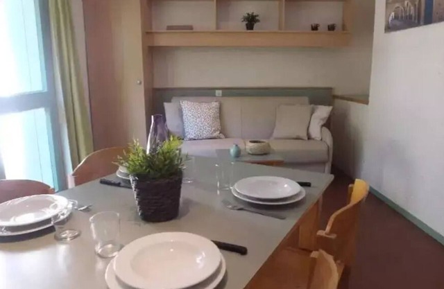 VVF Villages Bastides en Aveyron *** - 2 habitaciones para 4 personas