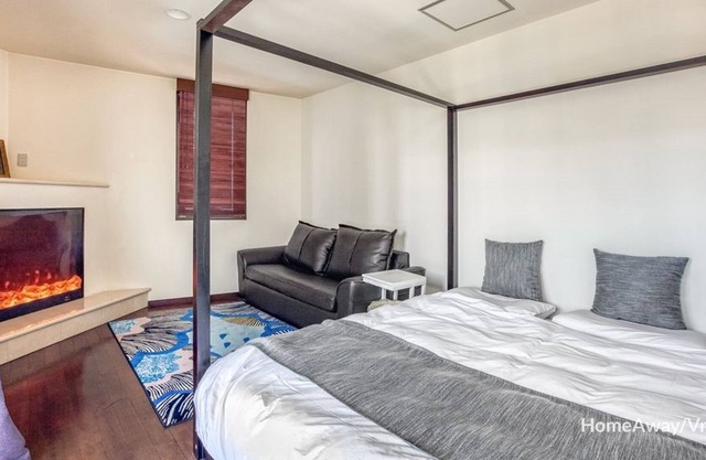 ¡A 20 minutos de la estación Minami Tatsumi, 260 km con WIFI gratis!/ 20 minutos a Namba / 30 minutos a Umeda / 35 minutos a USJ / 60 minutos al aeropuerto de Kansai / Tiene capacidad para 18 personas / 4 / 5F