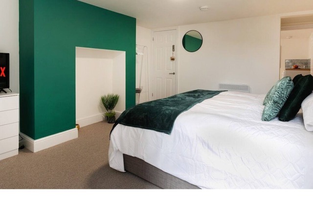 20% Monthly Discount - Near Hospital