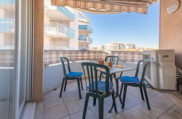 200 m from the sea | in the center | parking