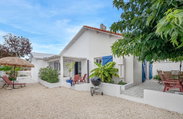 200m from the beach, nice house for 6