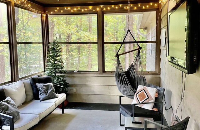 2023 Ossipee Lake, Kid and Pet Friendly *king bed*