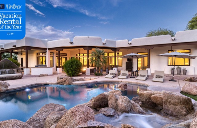 Lujo Paradise Valley Estate Capacidad para 10+ piscina climatizada, spa y vista a la montaña