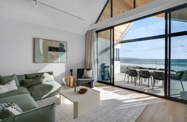 202Espy: RIVA~Sleeps 8~Brand new luxury beachfront