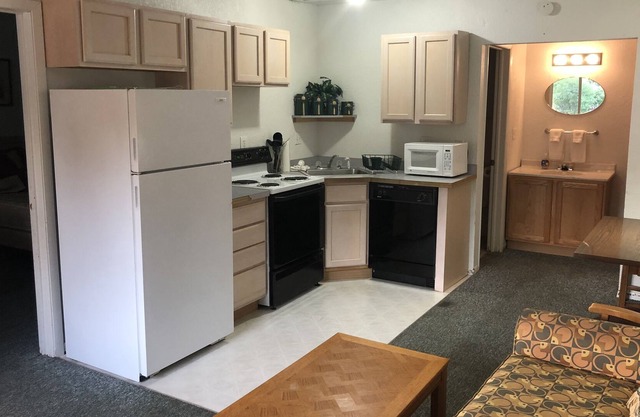 # 207 Trails Inn Quadna Mountain
