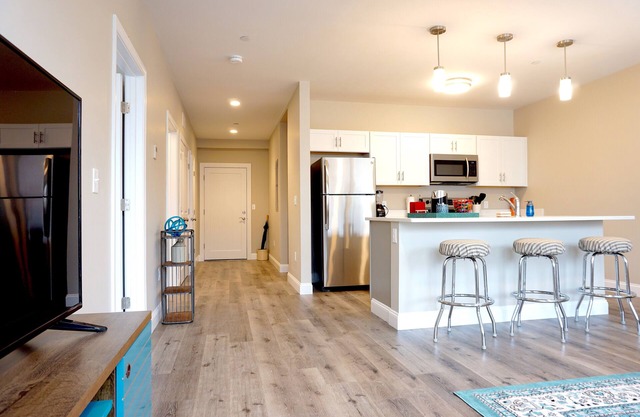 #21 - Spacious 2BR Apartment for Long-term Stay