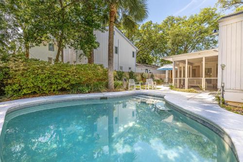 2108 Bruce Drive
