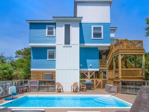 2130 - Luna Blu Cottage