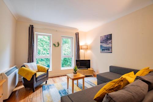 215 - The Willow at The Harbour Mill by Shortstays