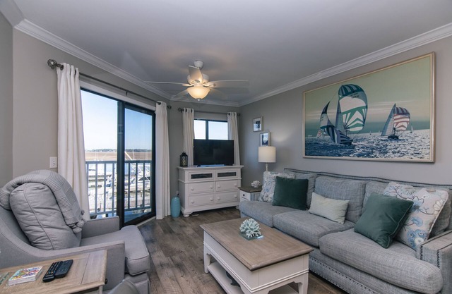216 Bay Creek Villa-Beautiful 2nd Floor Villa;Private Balcony;Water Views;Communal Pool