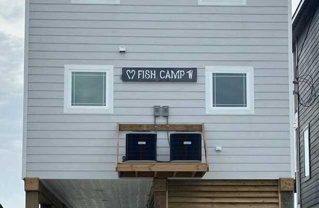 2250 Beach Road - Colorado River in Matagorda
