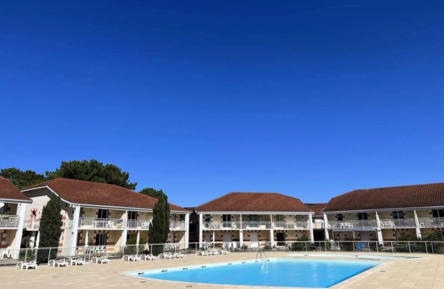 226 - Komfortable Wohnung in der Residenz mit Pool im Verdon sur Mer