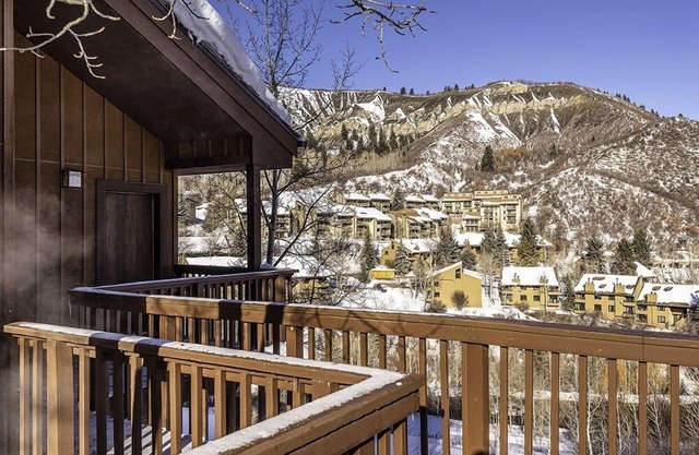 229 Faraway The Ridge #36 3 Bedroom Condo by RedAwning
