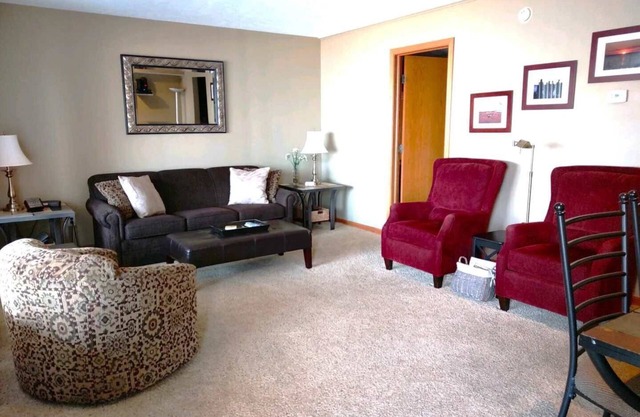 ELK RAPIDS # 23 Grand Traverse Bay Condo